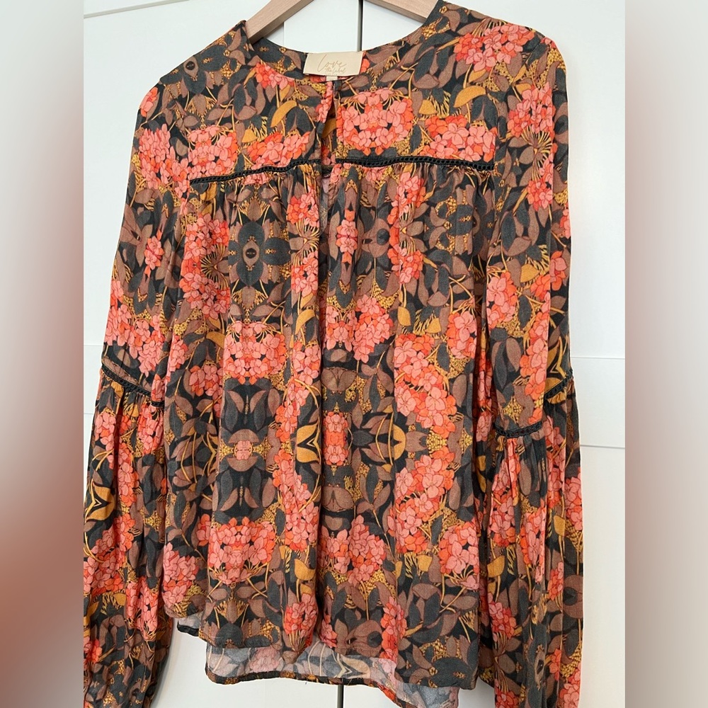 Love the label long sleeve blouse XL